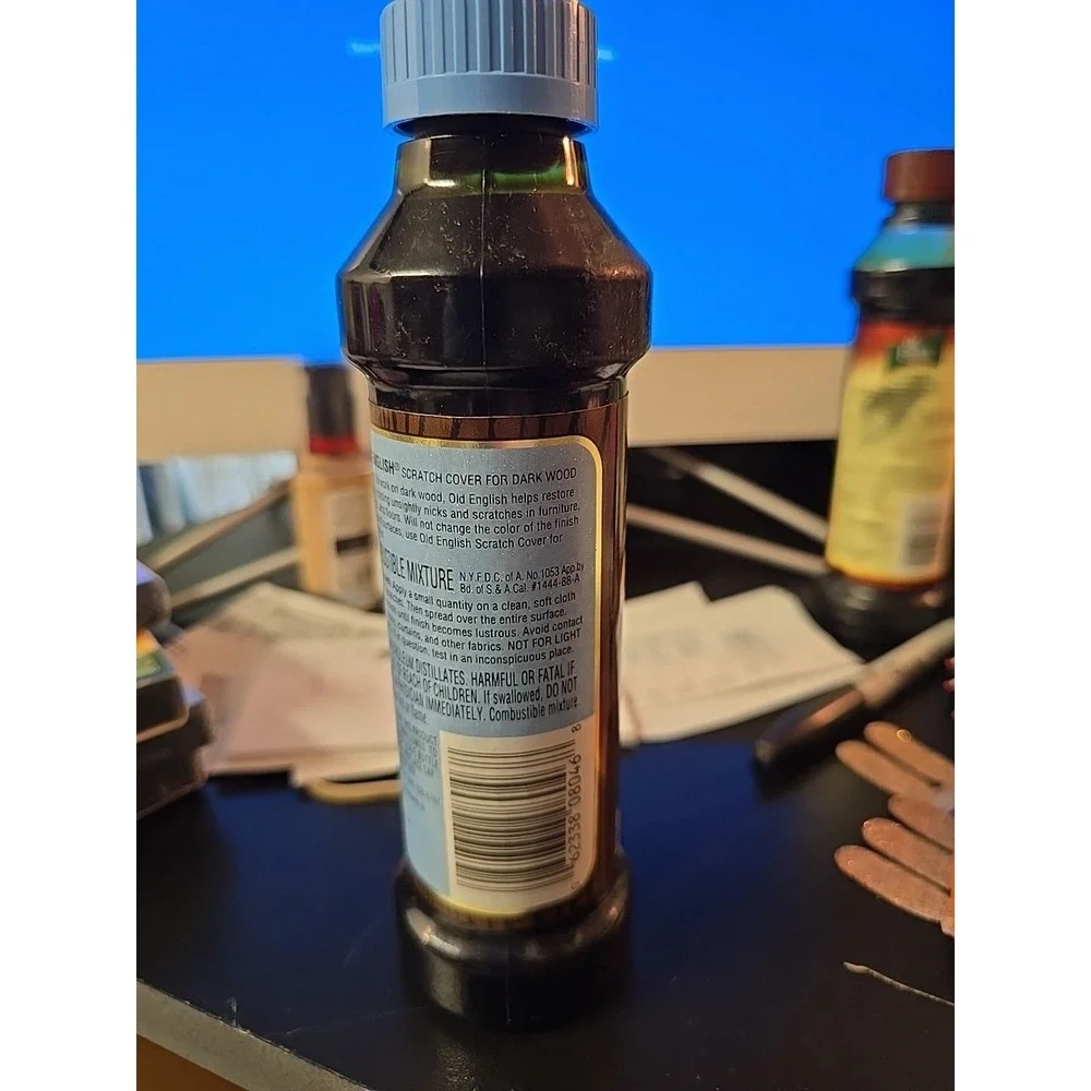 Old English Furniture Scratch Cover for Dark Woods 8oz (1992 Blue)(2004 Brown)